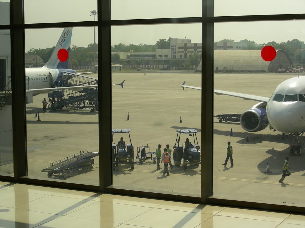 Airport Ahmedabad by http://www.bonrix.net