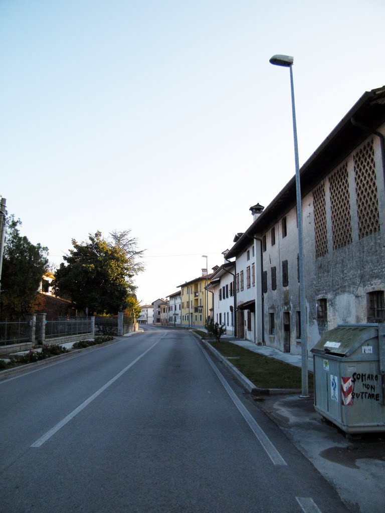 Nogaredo di San Vito al Torre (UD) Via Udine by MaurizioTex