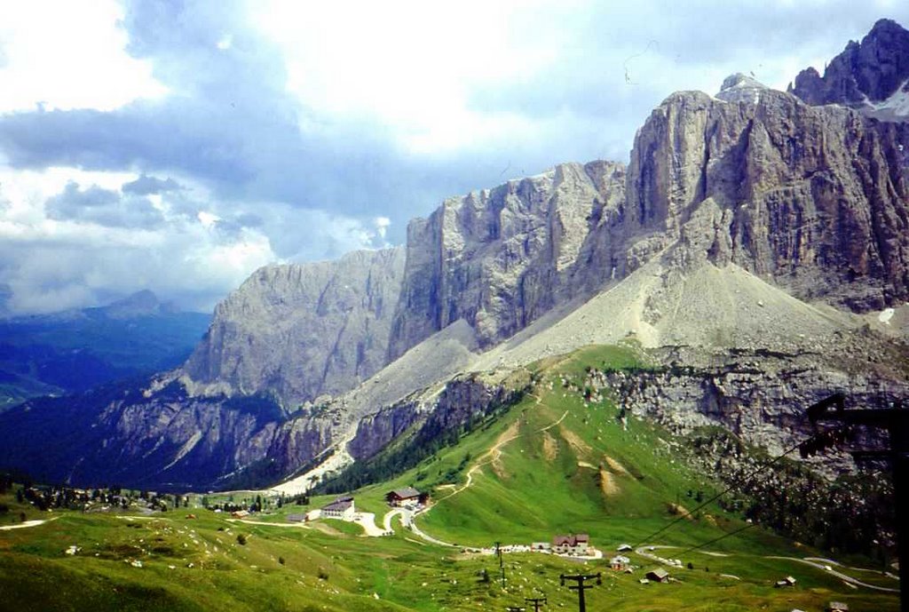 RIFUGLIO CLARK - Passo Gardena by ▬  Mauro Antonini ▬