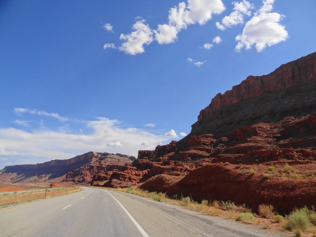 US 191 on the way to Moab, UT by McSky