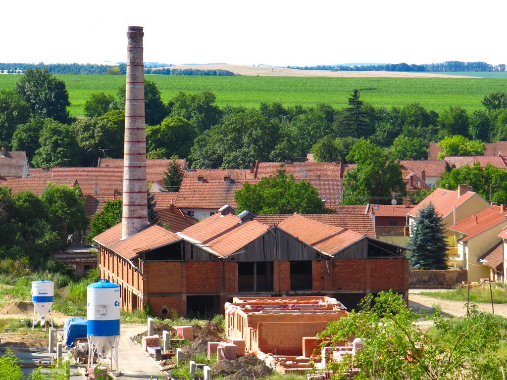 Komín býv. cihelny - Tvarožná u Brna, Czech Republic by Stare Kominy