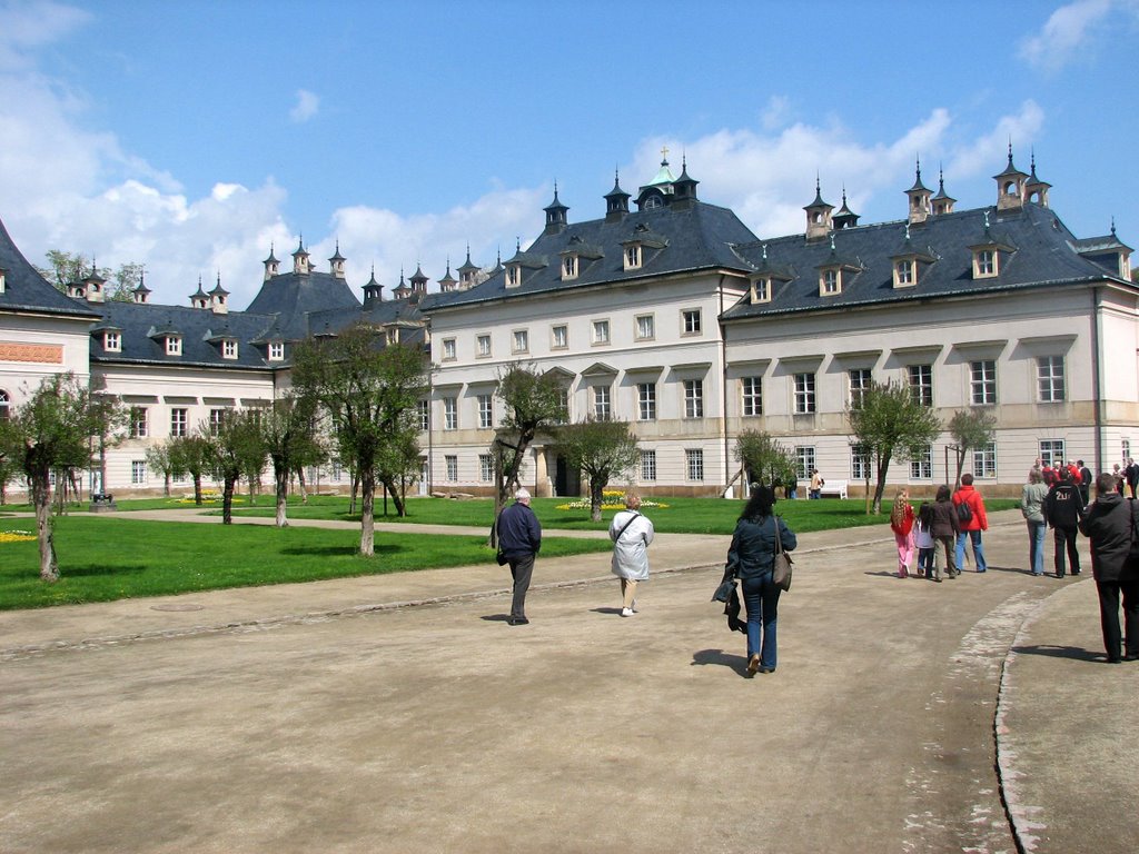 Schloss Pillnitz by Karsten Lindner