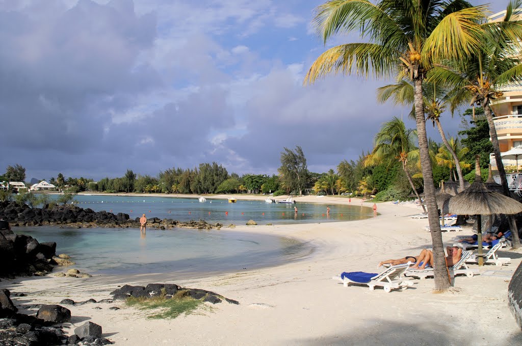 Merville Beach by Trevor Thornton