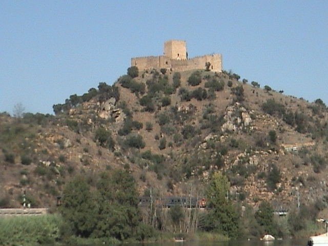 Castelo de Belver by F.Figueiredo