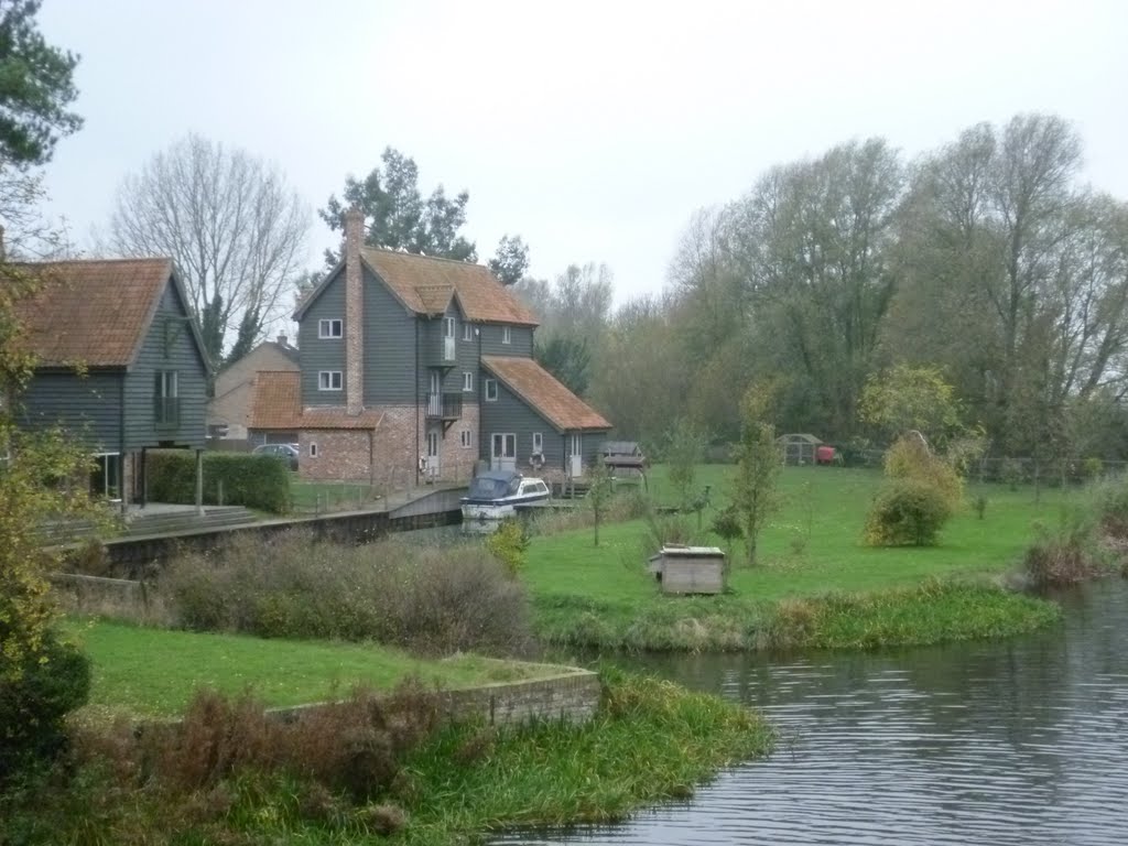 563. riverside dwelling, hilgay, norfolk. nov. 2011. by Michael & Grace.