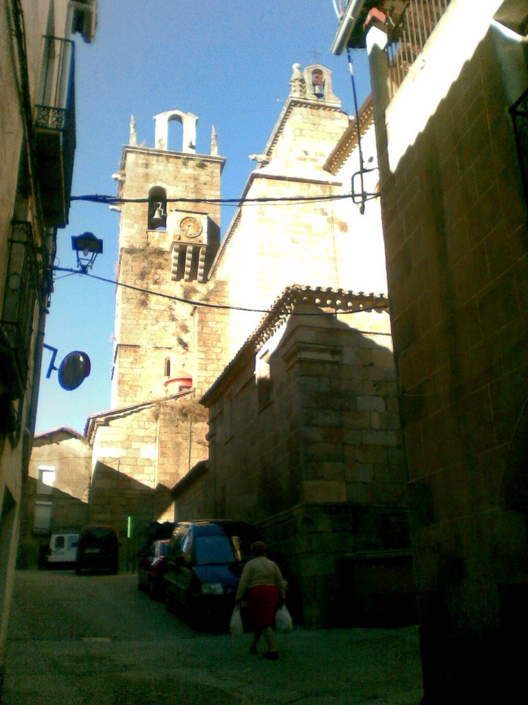 Calle de Gata( Caceres) by Vilupa