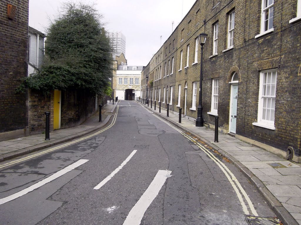 Thread Street and Roupell Street, Old Waterloo by RogerSmith1946