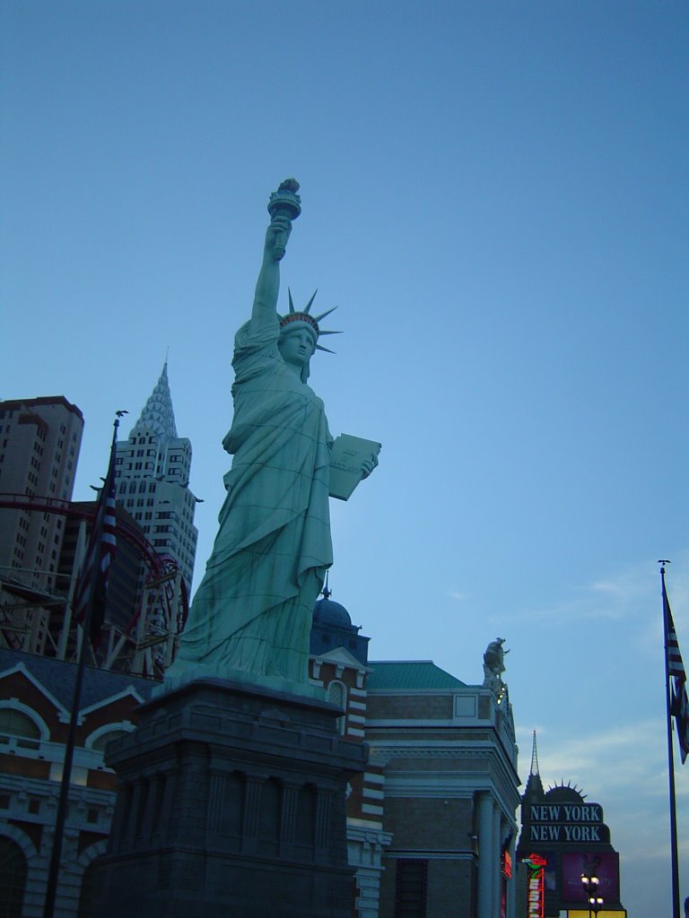 New York New York. Lady Liberty replica. Las Vegas. Nevada by William Webb