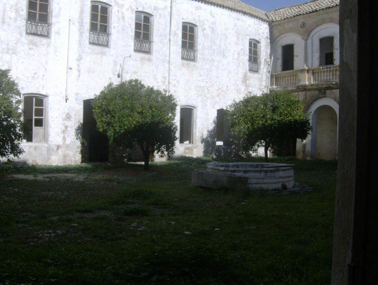 Patio interior Palacio Marques de Viana by Viedma.P