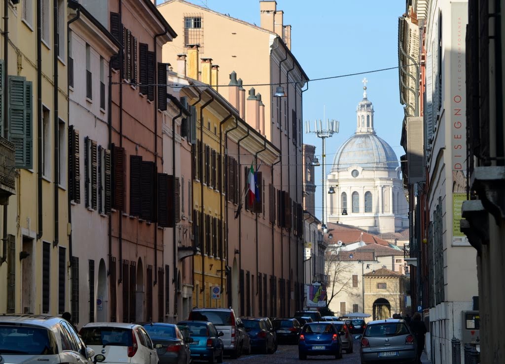 Street in Mantua by dbsfemino