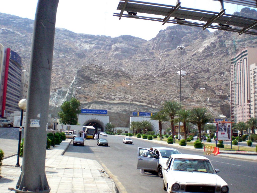 Tunels in the mountains of Mecca by Emad of Iraq