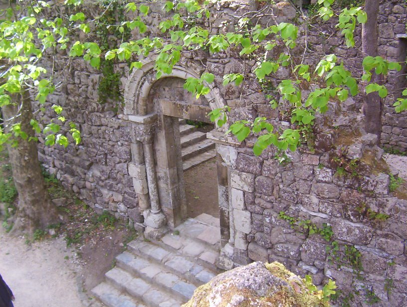 Castelo dos Mouros by Jose Fernández GH