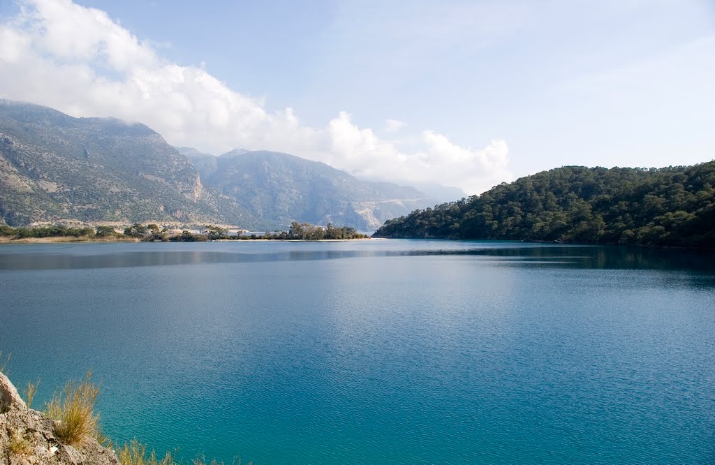 Oludeniz / Blue Lagoon National Park, Oludeniz, Fethiye, Mugla by Seref Halicioglu