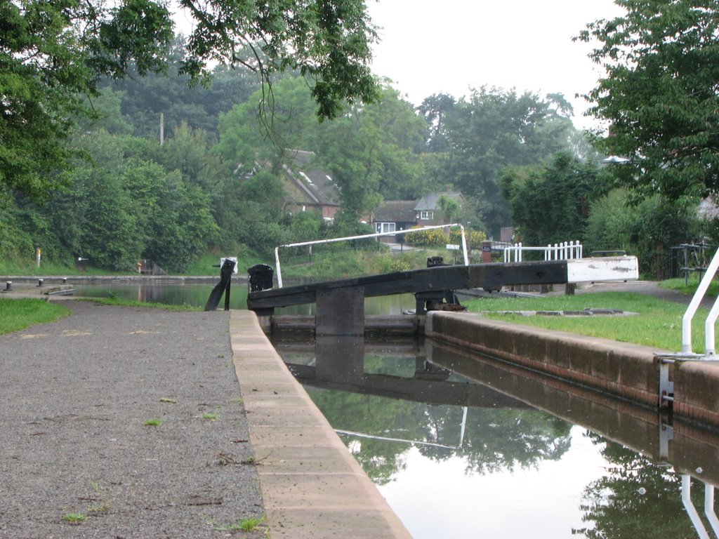 Lock 21 Stratford Canal, entering Kingswood Junction by DavoW