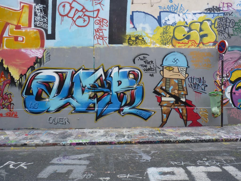 Paris - Graff Rue des Maraîchers (2011) by greg-007