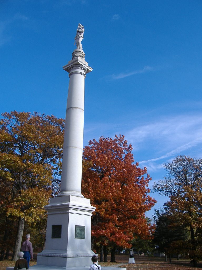 Revolutionary War monument by gndrew