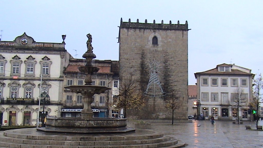 Plaza Barcelos by Jonathan Montiel