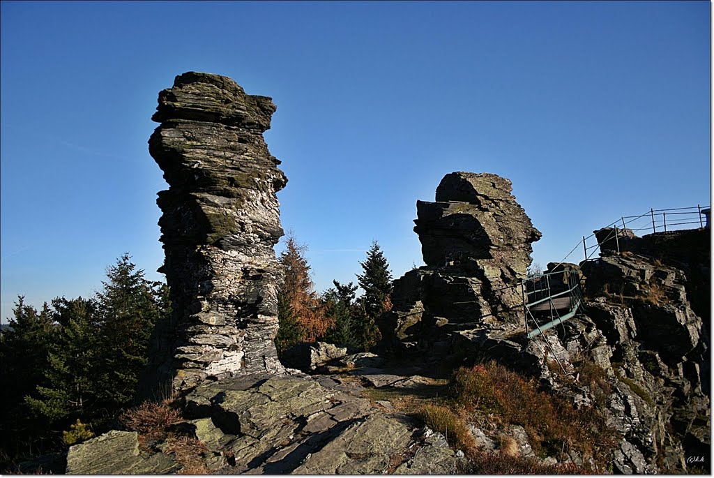 Vysoký kámen ,Hohe - Stein, der südlichste Berg des Erzgebirges(Aussichtsfelsen, 773 m.ü.M.) by williclip