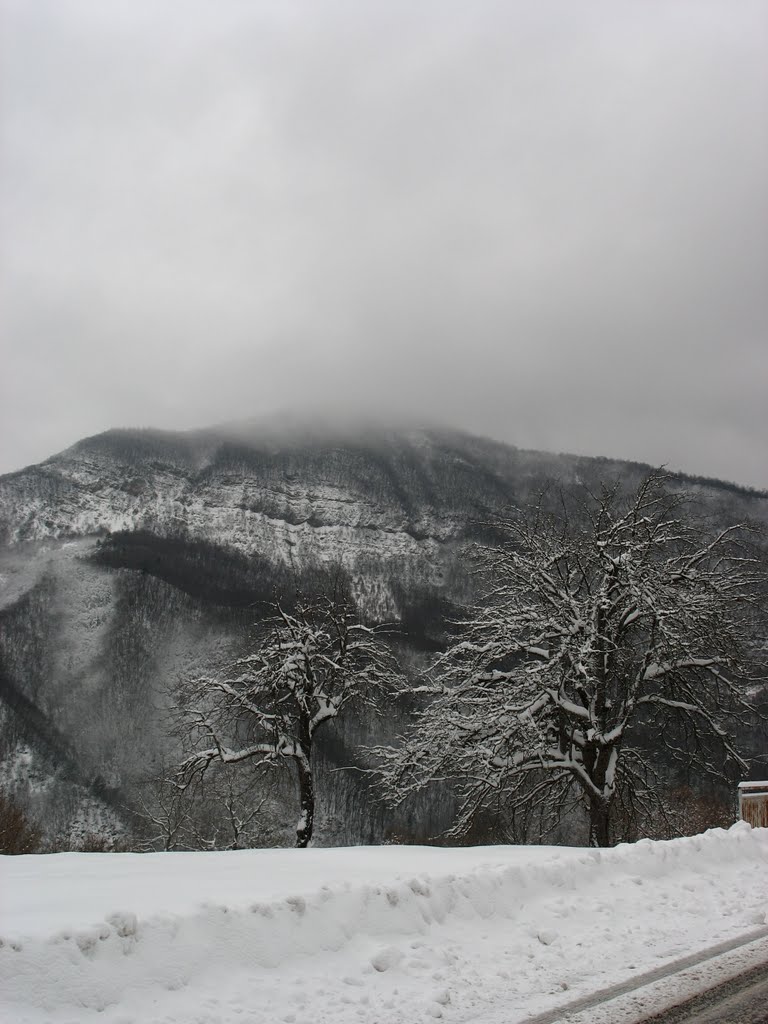 Il monte Cavallo innevato by Marco Garbaz