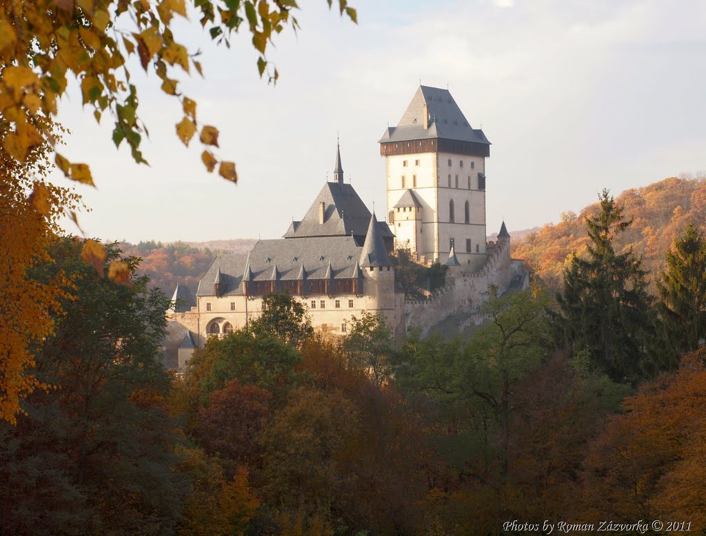 Czech Republic - Karlstejn castle in autumn by Roman Zázvorka