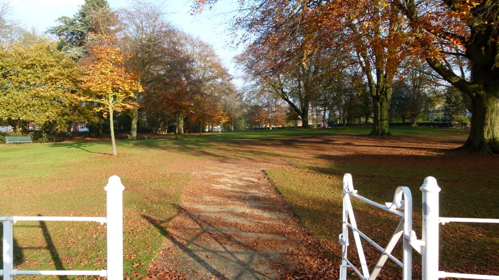 Bantock House and Gardens, Wolverhampton Autumn 2011 by Si-UK