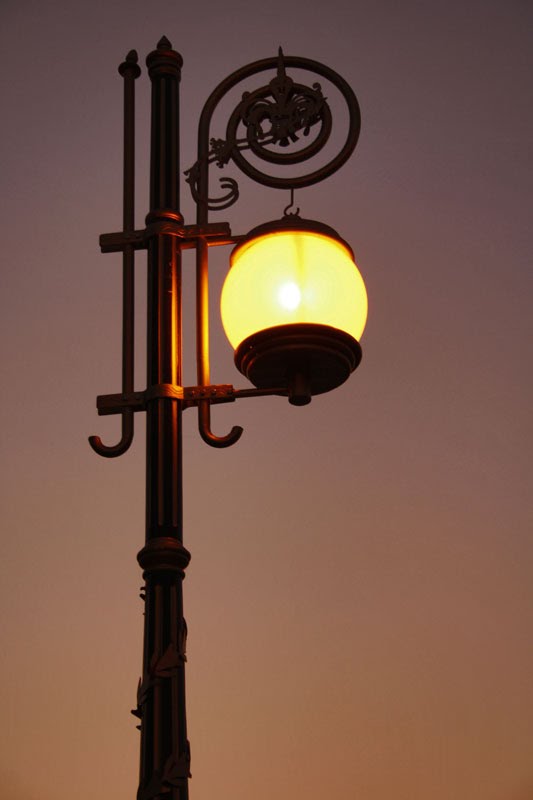 New Lamp On a Bridge by dardani.m