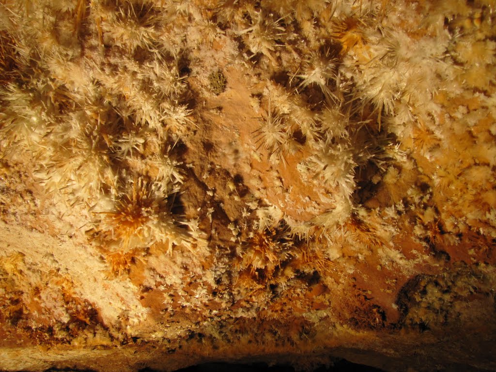 Anthodites at Skyline Caverns by Chris Sanfino