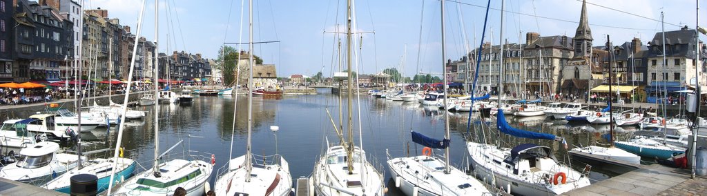 Honfleur - Son port - Avril 2007 by Alex NICOLAS - www.l…