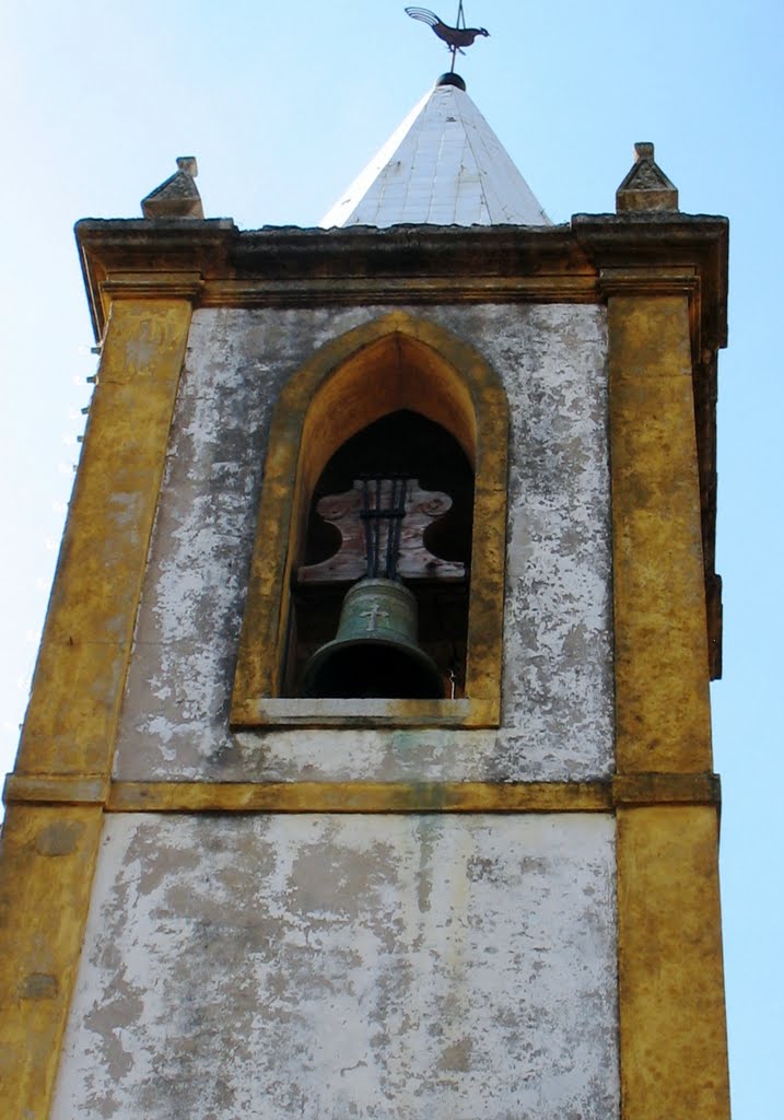 Torre da Capela by E. Paulo