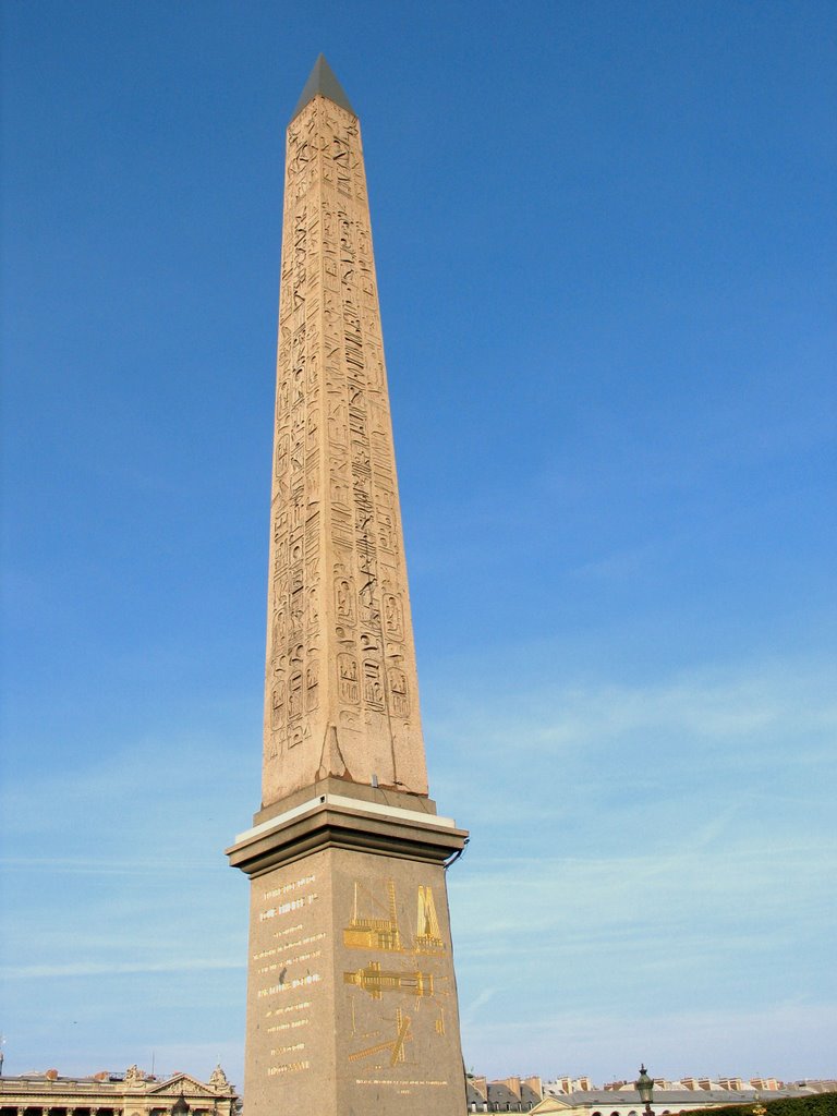 Paris42-Obelisk by © Roland