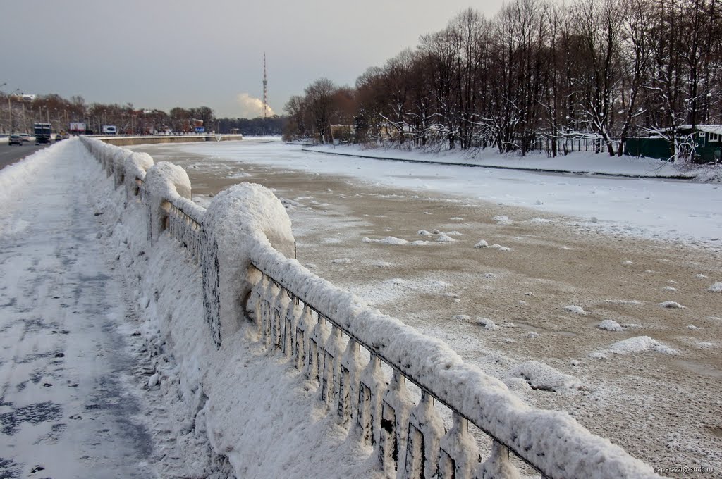 Russia Saint Petersburg by paparazzistas