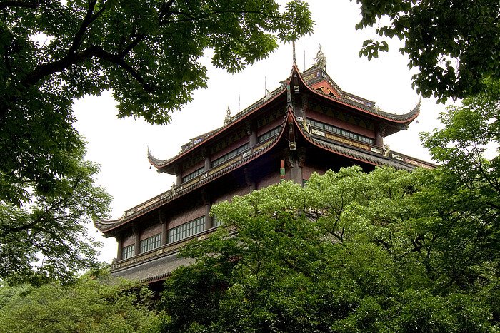 Lingyin Temple by Andrey Bogdanov