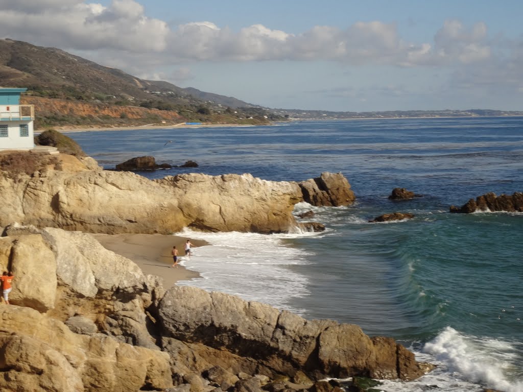 Coastlne Panorama fromLeo Carrillo State Beach by Alan Fogelquist