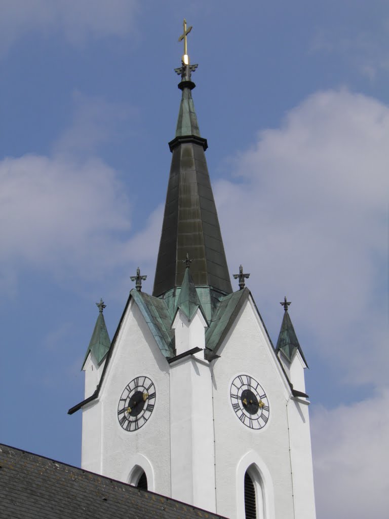 Pfarrkirche Turm Meggenhofen 2011 by 192mscbert