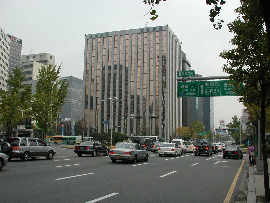 Seoul Street Scene by Fred Henstridge