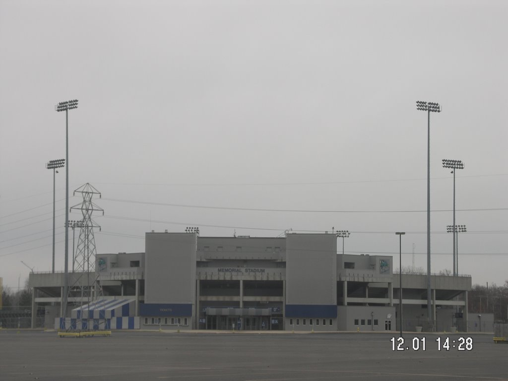 Fort Wayne - Memorial Stadium by Skat Eye