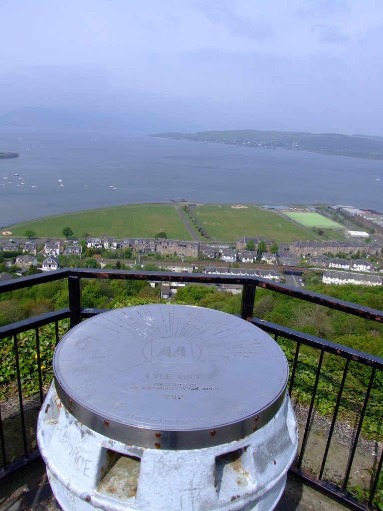 Clyde Estuary from Lyle Hill by arjayuu