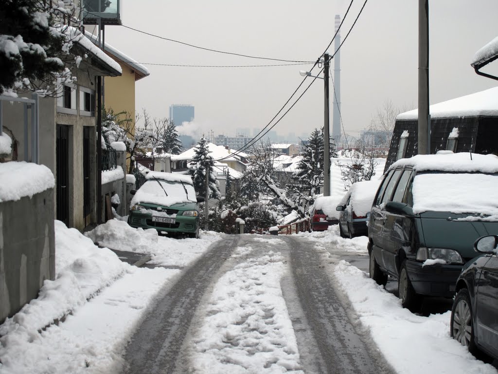 Zagreb, ul. Višnjica, pogled na grad by bocroat