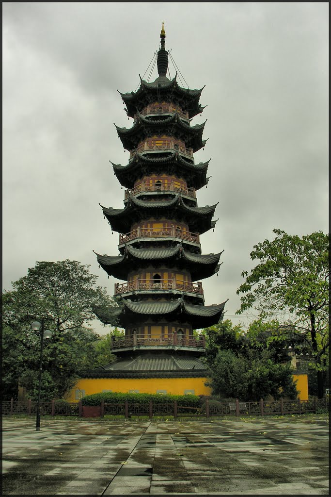 Longhua Pagoda, Shanghai by Petr Kraumann