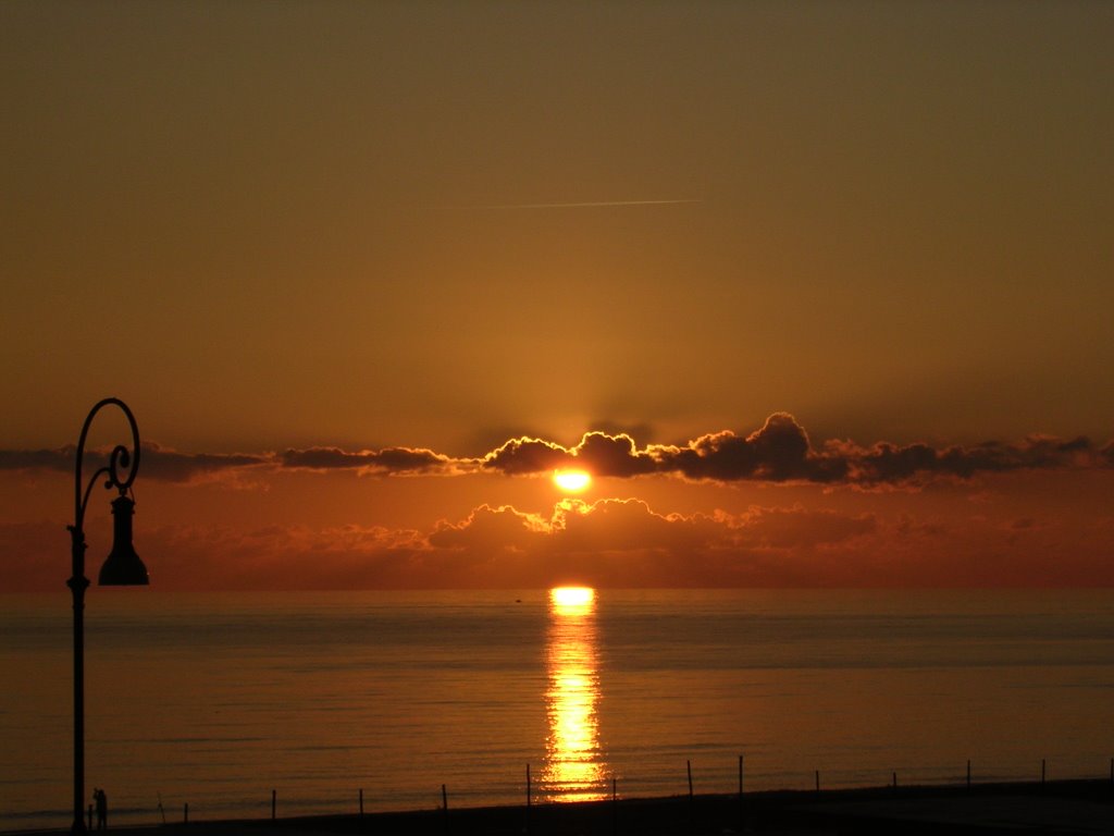 Ostia tramonto sul mare by Ambra