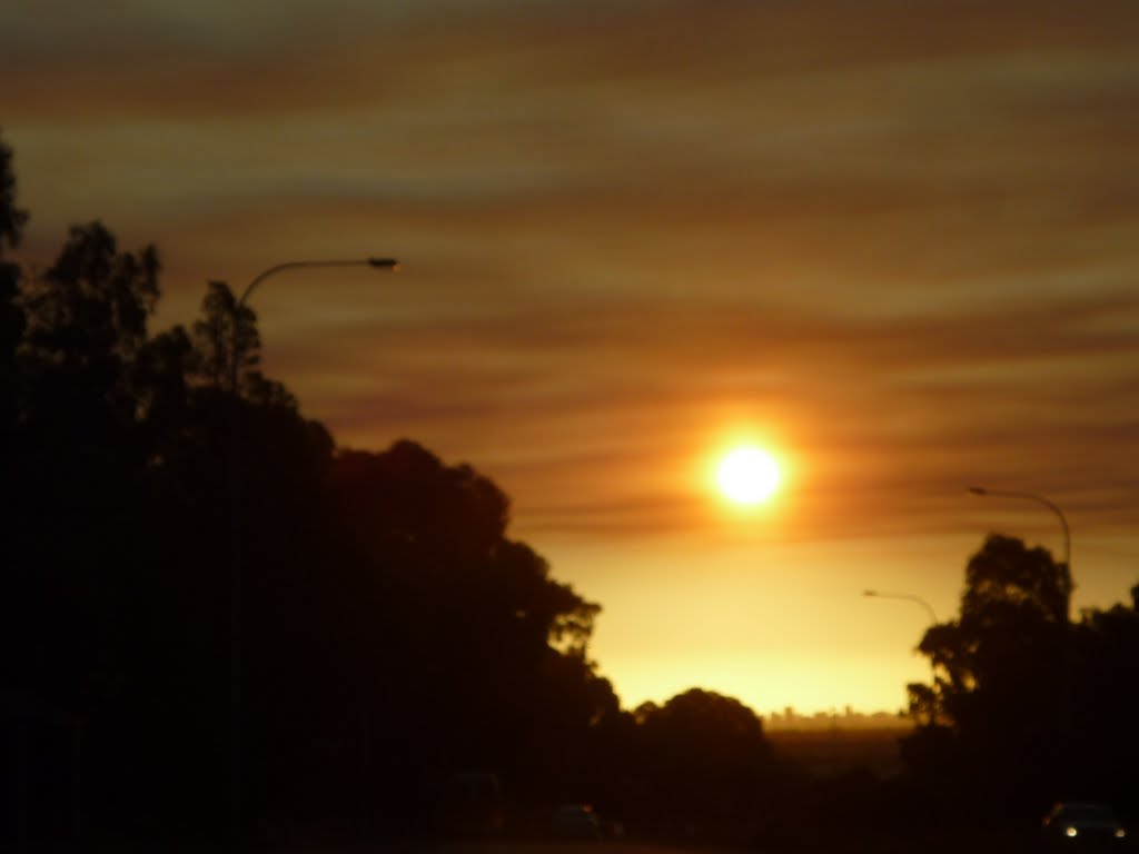 Smoke Over Greenmount Hill From Controled Burn West Talbot Rd 19-11-2011 by spider52