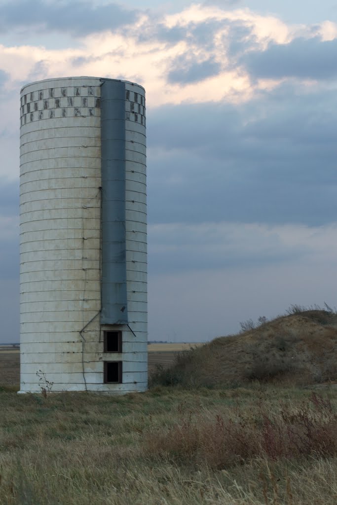 Abandoned Silo by Kloos_Up