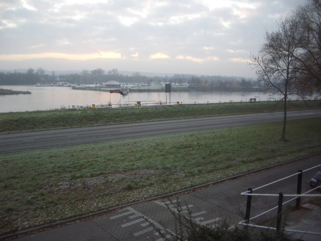 View on River Maas from "Huisje aan de Maas" by Joost van der Eijk