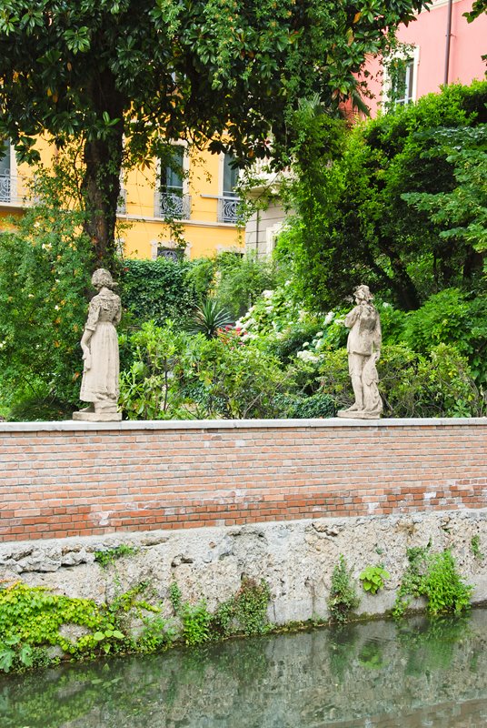 Milano Naviglio Martesana by Gianluca Bertoni