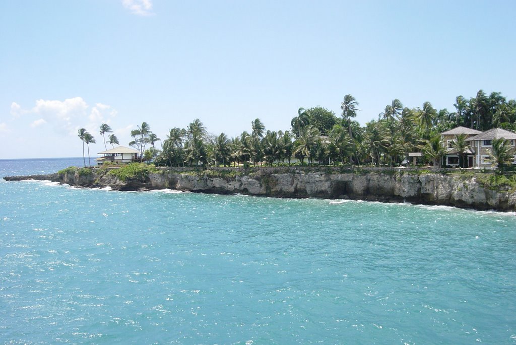 La Romana Harbor by berndfischer.de