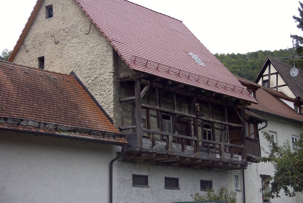 Fachwerkhaus mit sehr altem Balkon by Andy's Fotos