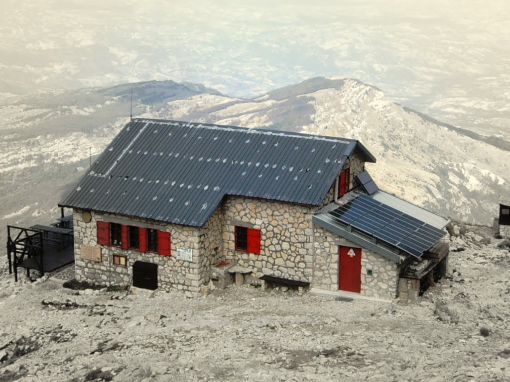 Rifugio Franchetti by -Ruggero Sampieri-