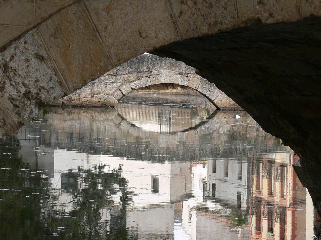 SAN ESTEBAN DE GORMAZ (Soria). Reflejos en los Puentes. by Carlos Sieiro del Nido