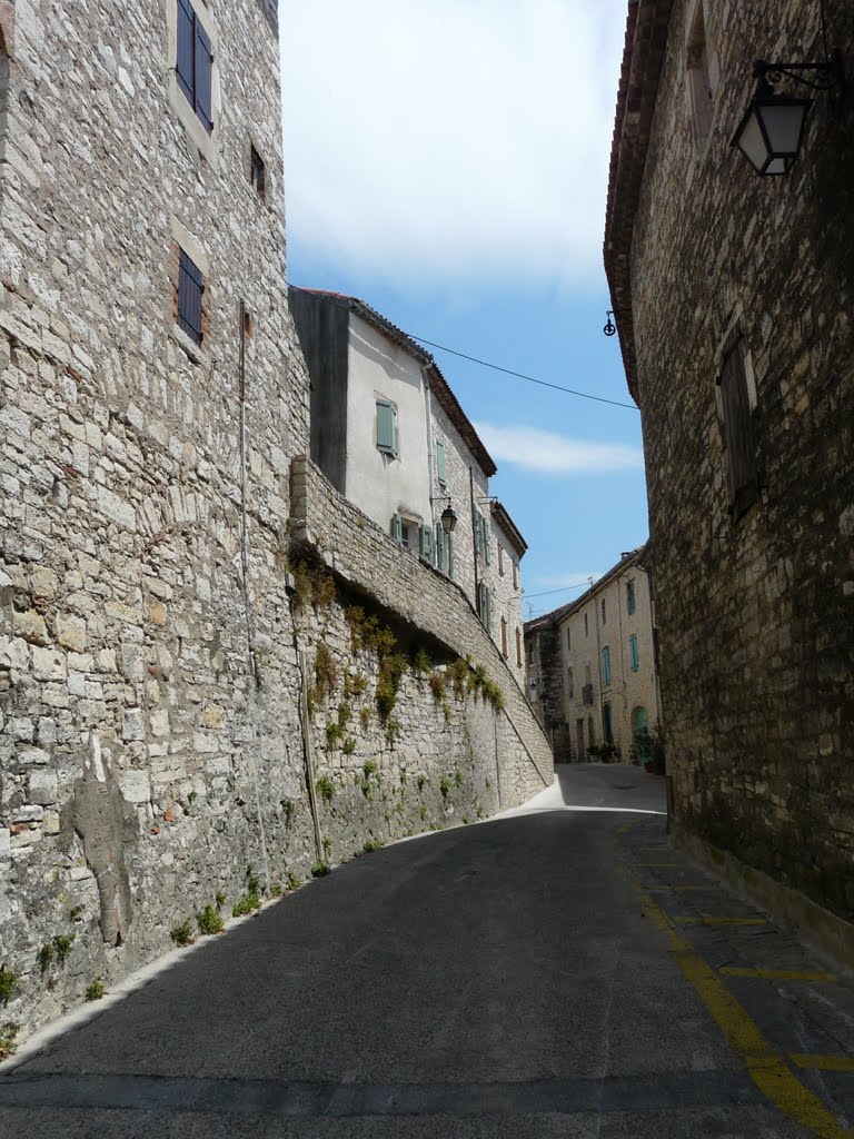 Grand Rue à Vézénobres, département Gard, France by David Jimmink