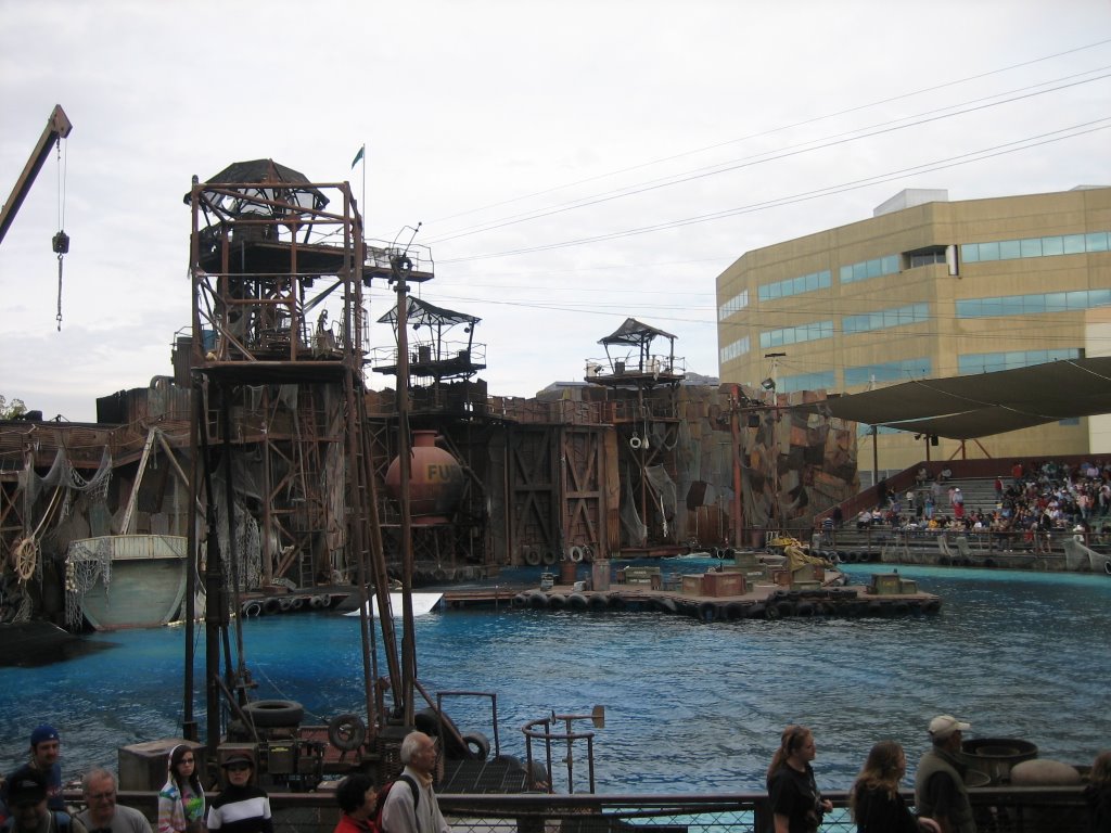 2007 Universal Studios - Waterworld by Javier Segura